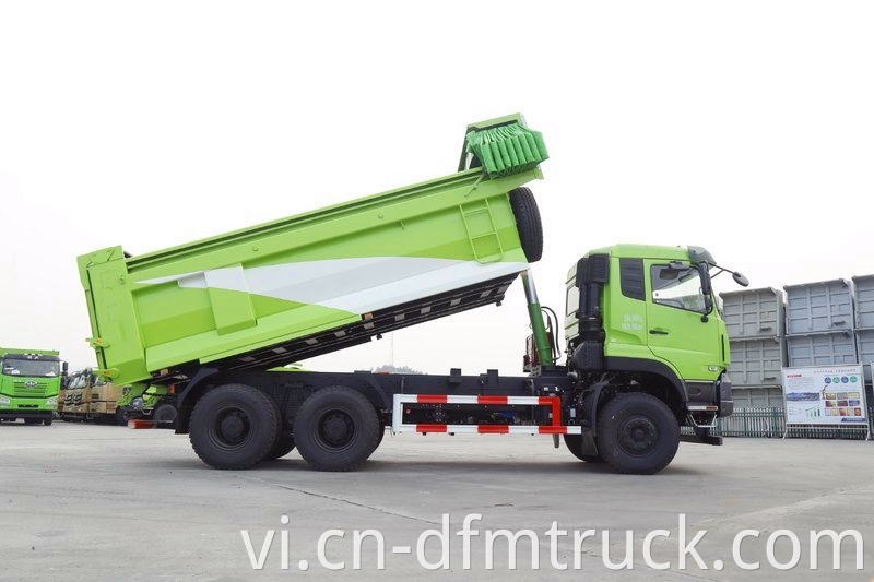 Dongfeng Commercial Vehicle KC Heavy Duty Truck 420 HP 8X4 Dump Truck 